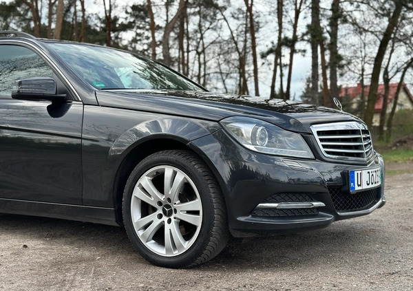 Mercedes-Benz Klasa C cena 39700 przebieg: 240000, rok produkcji 2013 z Chocz małe 497